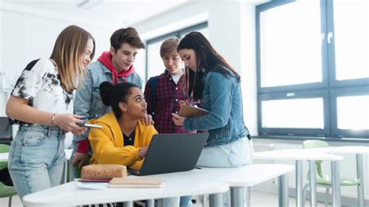 Can high school students do research?