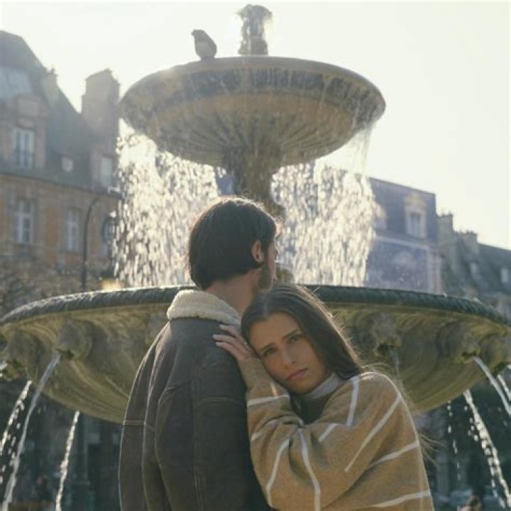 Can you be in love and still break up?