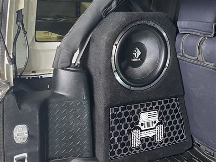 Can you put a subwoofer in a Jeep Wrangler?