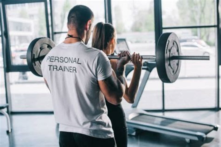 Do personal trainers get attracted to their clients?