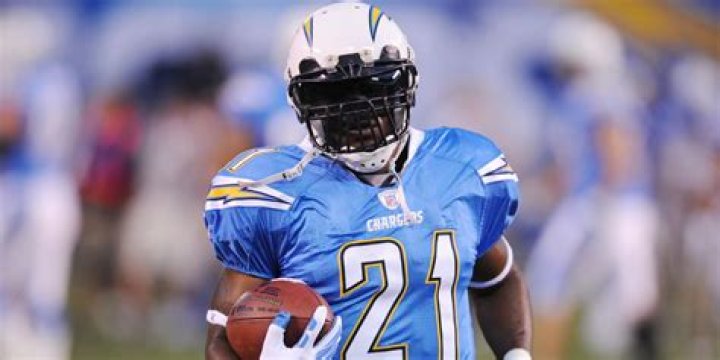 Does LaDainian Tomlinson work for Chargers?