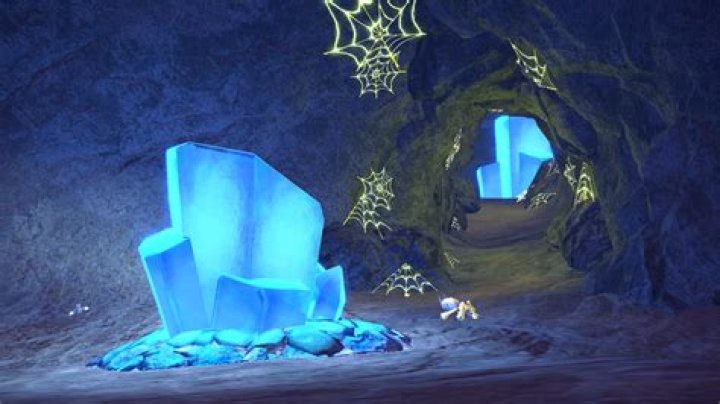 How do you get through Chargestone Cave in bw2?