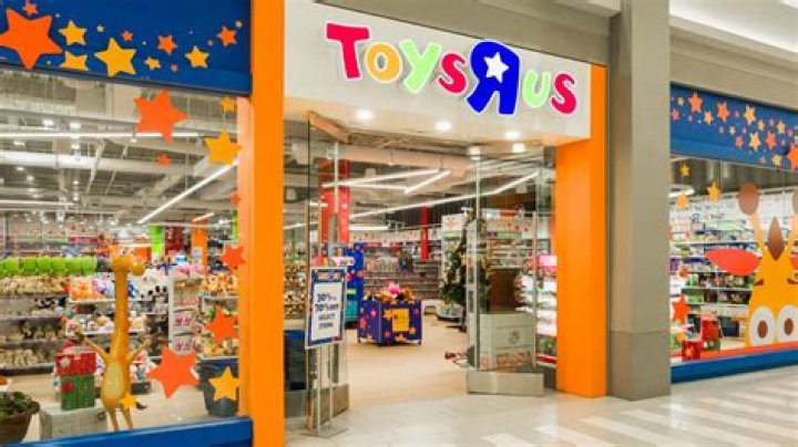 How long is toysrus open?