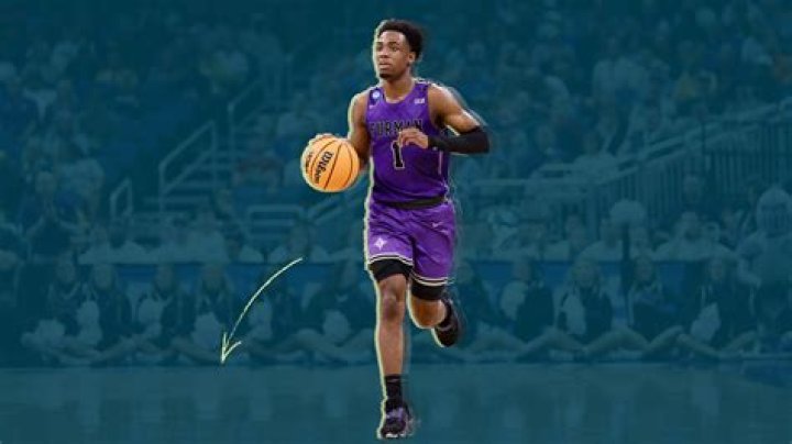 How many hours a day do college basketball players practice?