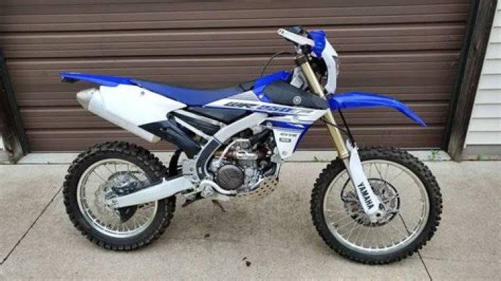 How much horsepower does a 2009 YZ250F have?