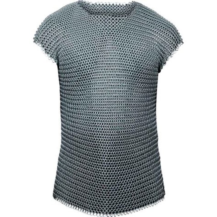 How much wire do I need for a chainmail shirt?