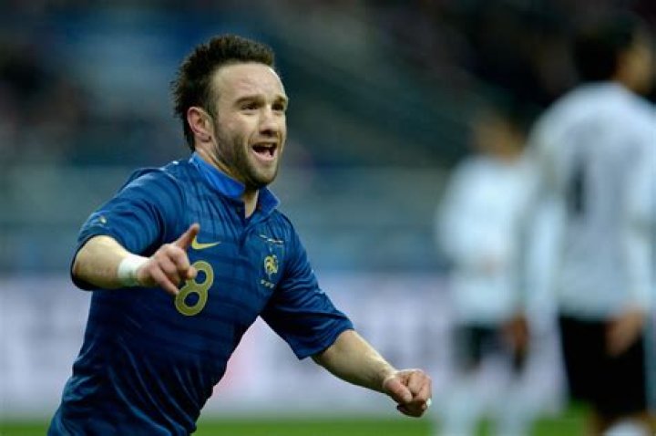 How old is Mathieu Valbuena?