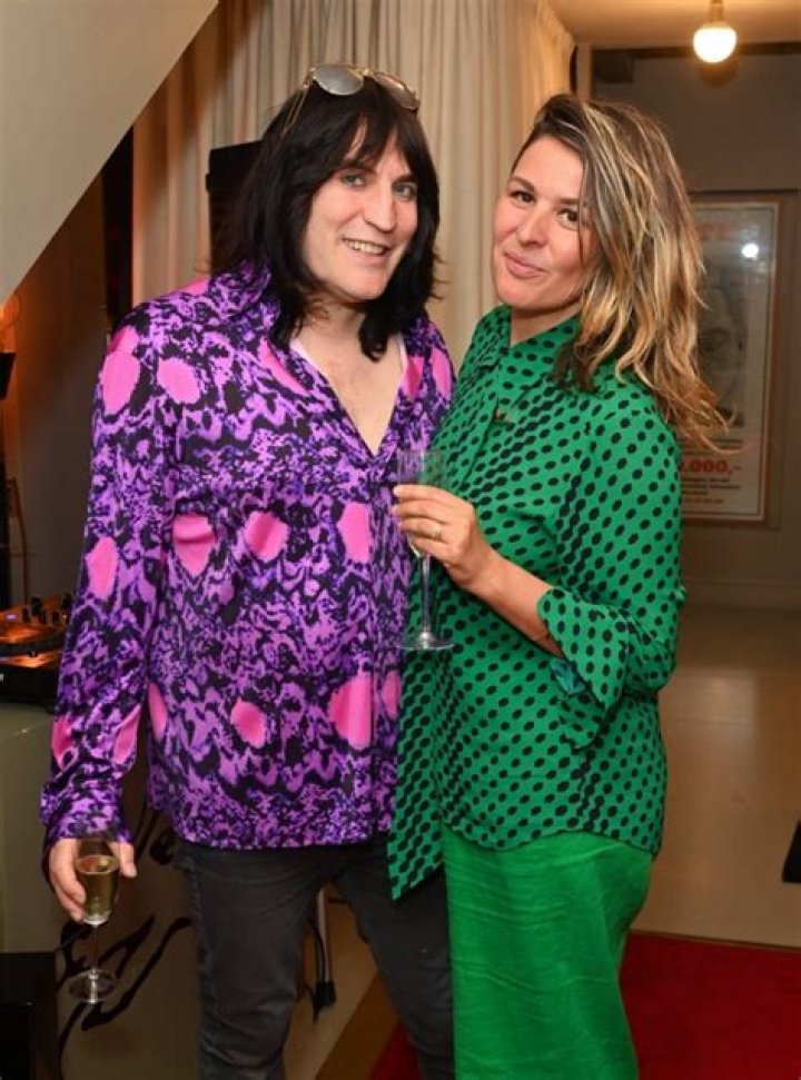 Is Noel Fielding married?