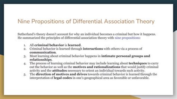 What are the principles of differential association?