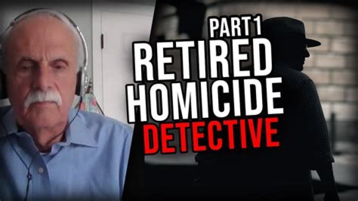 What are the steps to being a homicide detective?