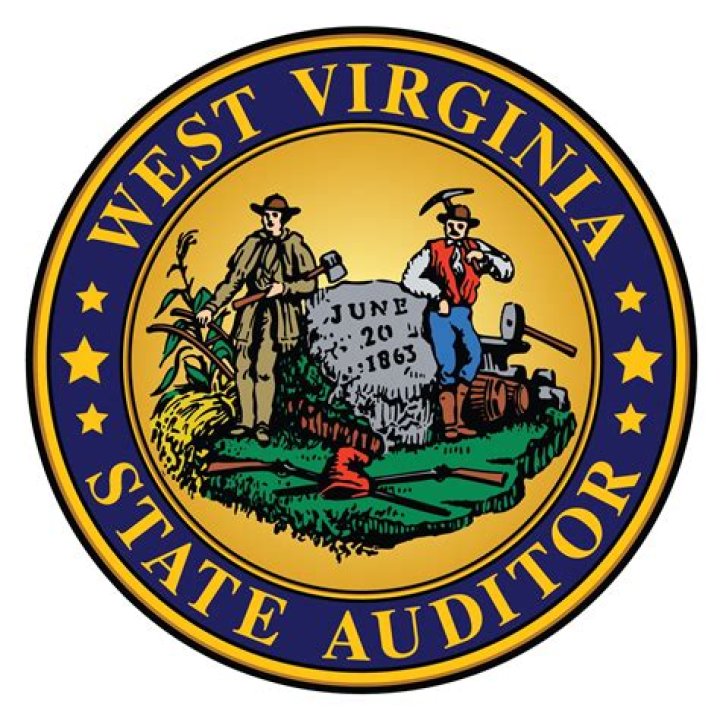 What does the WV State Auditor do?