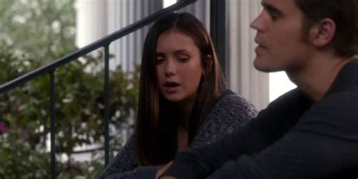 What episode does Stefan cheat on Caroline?