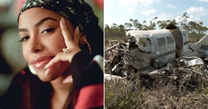 What famous black singer died in a plane crash?