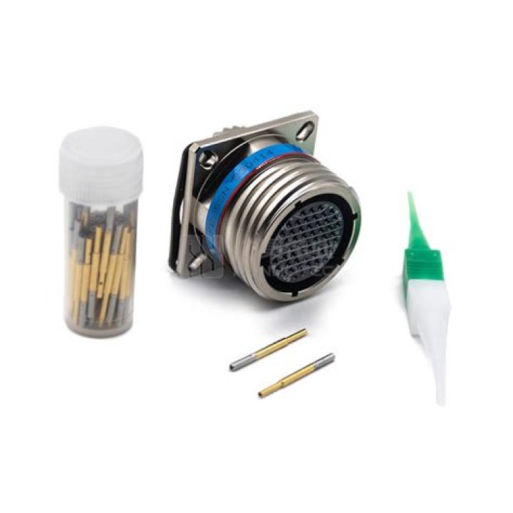 What is a d38999 plug?