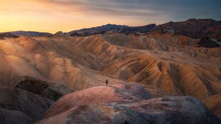 What makes Death Valley a land of extremes?