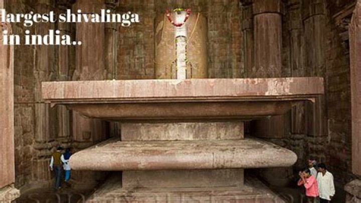 Where is the largest Shivling in India?