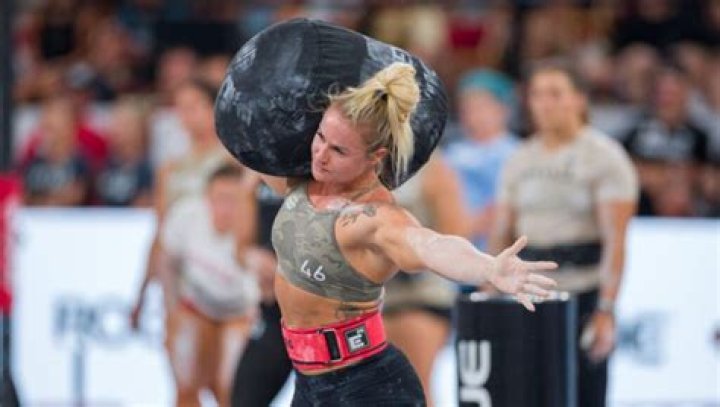 Why do Crossfitters have thick waists?
