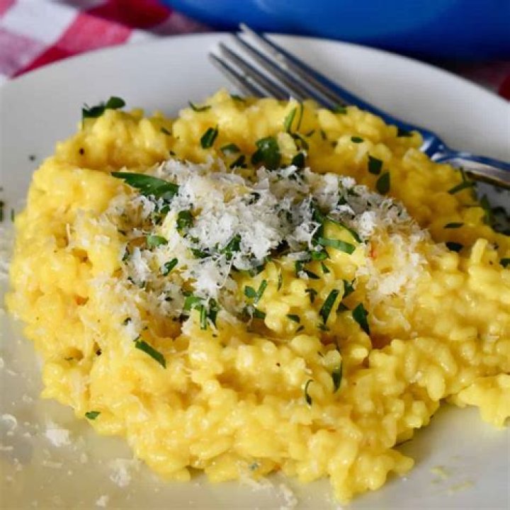 Why is risotto alla Milanese yellow?